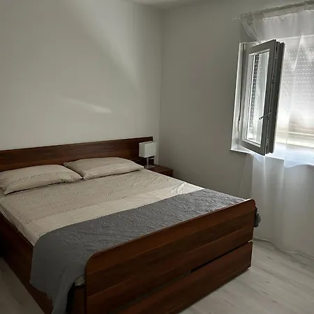 아파트 Monami - Simona 보디체