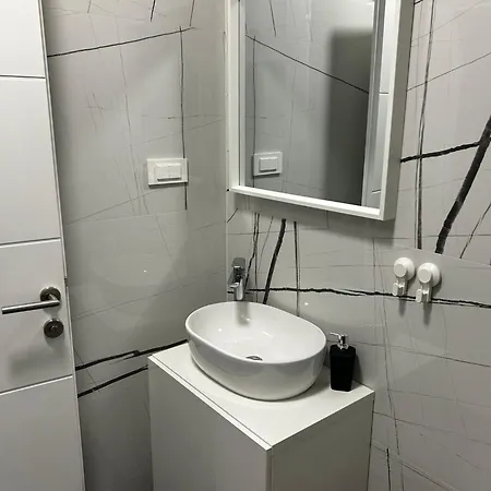 Monami - Simona 아파트 *